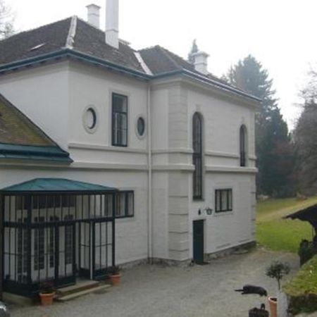 Villa Eisenwerk Wilhelmsburg 外观 照片