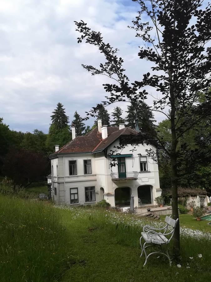 Villa Eisenwerk Wilhelmsburg 外观 照片
